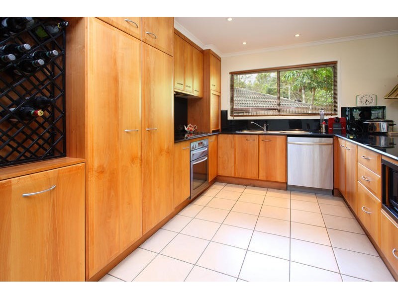 5 Pulas Place, Bellbowrie QLD 4070